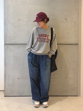 「かぐれ（カグレ）のエイジドデニムイージーパンツ（デニムパンツ、ブルー系）」を使った、eruさん（レディース・158cm）の秋コーディネート