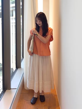 「URBAN RESEARCH DOORS（アーバンリサーチドアーズ）のリネンスキッパーフレンチブラウス（シャツ/ブラウス、オレンジ系）」を使った、eruさん（レディース・158cm）の夏コーディネート