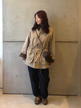 「URBAN RESEARCH DOORS（アーバンリサーチドアーズ）の『別注』Barbour×DOORS　OS BEDALE PADDED（テーラードジャケット、ベージュ系）」を使った、eruさん（レディース・158cm）の秋コーディネート