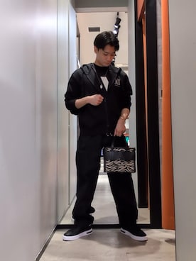 「ARMANI EXCHANGE（アルマーニエクスチェンジ）のアイテム（Tシャツ/カットソー）」を使った、AOさん（メンズ・170cm）の夏コーディネート