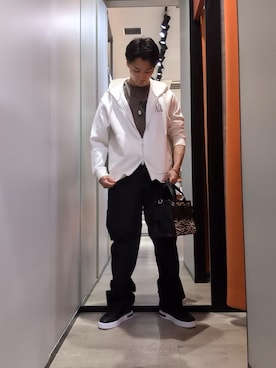 「ARMANI EXCHANGE（アルマーニエクスチェンジ）のアイテム（Tシャツ/カットソー）」を使った、AOさん（メンズ・170cm）の夏コーディネート