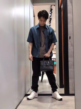 「ARMANI EXCHANGE（アルマーニエクスチェンジ）の【A|X アルマーニ エクスチェンジ】AXロゴ スウェットジョガーパンツ（スウェットパンツ、ブラック系）」を使った、AOさん（メンズ・170cm）の夏コーディネート