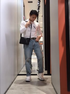 「ARMANI EXCHANGE（アルマーニエクスチェンジ）の【A|X アルマーニ エクスチェンジ】3Dロゴ スポーティ レースアップスニーカー（スニーカー、ホワイト系）」を使った、AOさん（メンズ・170cm）の秋コーディネート