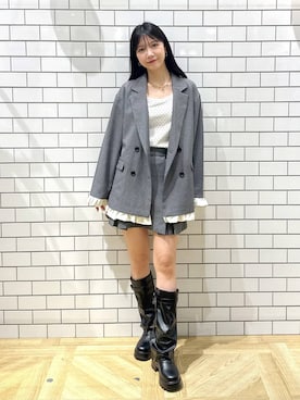 「LOWRYS FARM（ローリーズファーム）のスタイルＵＰクロスカップキャミ　100757（Tシャツ/カットソー、ホワイト系）」を使った、りいあ🥣さん（レディース）の秋コーディネート