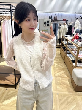「アイテム（デニムパンツ、ベージュ系）」を使った、りいあさん（レディース・165cm）の秋コーディネート