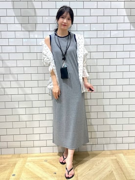 「LOWRYS FARM（ローリーズファーム）の【サイズ調節可能】ケースチャーム付きモバイルストラップ 1044969/GOODS（スマホグッズ、ブラック系）」を使った、りいあさん（レディース）の夏コーディネート
