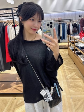 「アイテム（ヘアゴム）」を使った、りいあさん（レディース・165cm）の秋コーディネート
