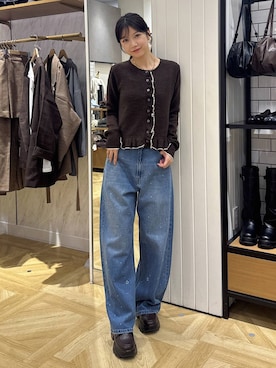 「LOWRYS FARM（ローリーズファーム）のアソートデコレーションデニム　1067725（デニムパンツ、ブルー系）」を使った、りいあ🥣さん（レディース）の秋コーディネート