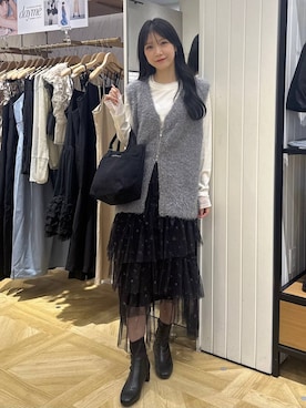 「アイテム（スカート）」を使った、りいあ🥣さん（レディース・165cm・30代）の秋コーディネート