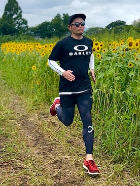 「OAKLEY（オークリー）のオークリー ENHANCE QDEVO SS TEE O BARK 4.0/Tシャツ/吸汗速乾/トレーニングコレクション/ OAKLEY（Tシャツ/カットソー）」を使った、タケウチ☆ボンバイエさん（メンズ・173cm）の夏コーディネート