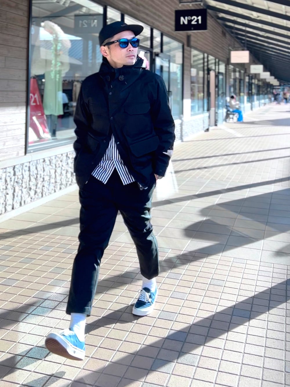 N°21 ロゴパネル スエットシャツ まるい 新品