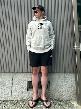 「アイテム（サンダル）」を使った、タケウチ☆ボンバイエさん（メンズ・173cm）の秋コーディネート