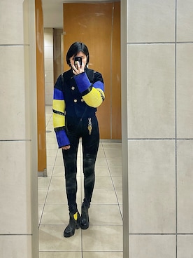 「ハデ色」｜じあんさん（レディース・158cm）の冬コーディネート