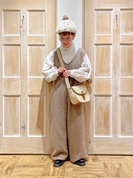 「フリルトップス」｜「アイテム（サロペット/オーバーオール）」を使った、はまなかさん（レディース・151cm）の秋コーディネート