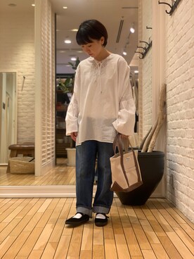 「URBAN RESEARCH DOORS（アーバンリサーチドアーズ）のハイライズデニムパンツ（デニムパンツ）」を使った、なかのさん（レディース・145cm）の秋コーディネート