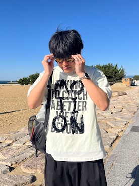 「LAKOLE（ラコレ）の偏光カラーサングラス / 571969（サングラス、イエロー系）」を使った、むーやんさん（メンズ・169cm）の春コーディネート