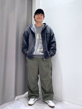 「アイテム（カーゴパンツ）」を使った、むーやんさん（メンズ・169cm・30代）の冬コーディネート
