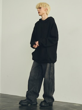 「Shoowtime（ショウタイム）のアイテム（パンツ）」を使った、Model Galleryさん（メンズ・180cm）の秋コーディネート