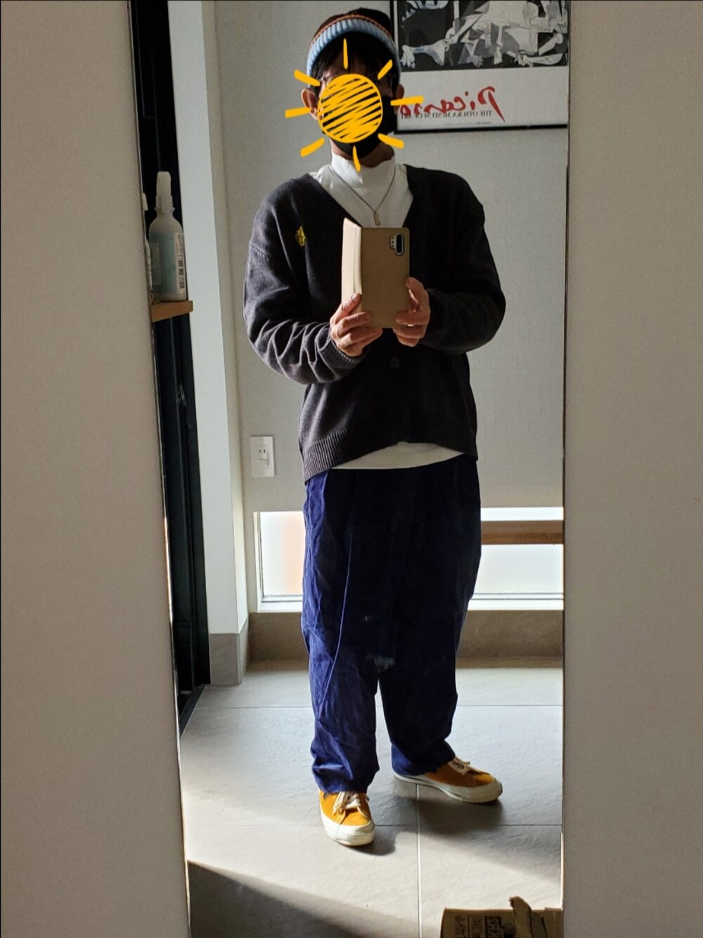 「低身長コーデ、ユニクロコーデ、しまむらコーデ、プチプラコーデ、アラフオー、マルニUNIQLO」｜「CONVERSEのアイテム（スニーカー、イエロー系）」を使った、おやじファッションさん（メンズ・162cm）の冬コーディネートの1枚目の写真