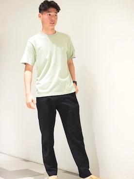 「大学生」｜「アイテム（スリッポン）」を使った、BRICK&SONS 天王寺ミオさん（メンズ・180cm）の夏コーディネート