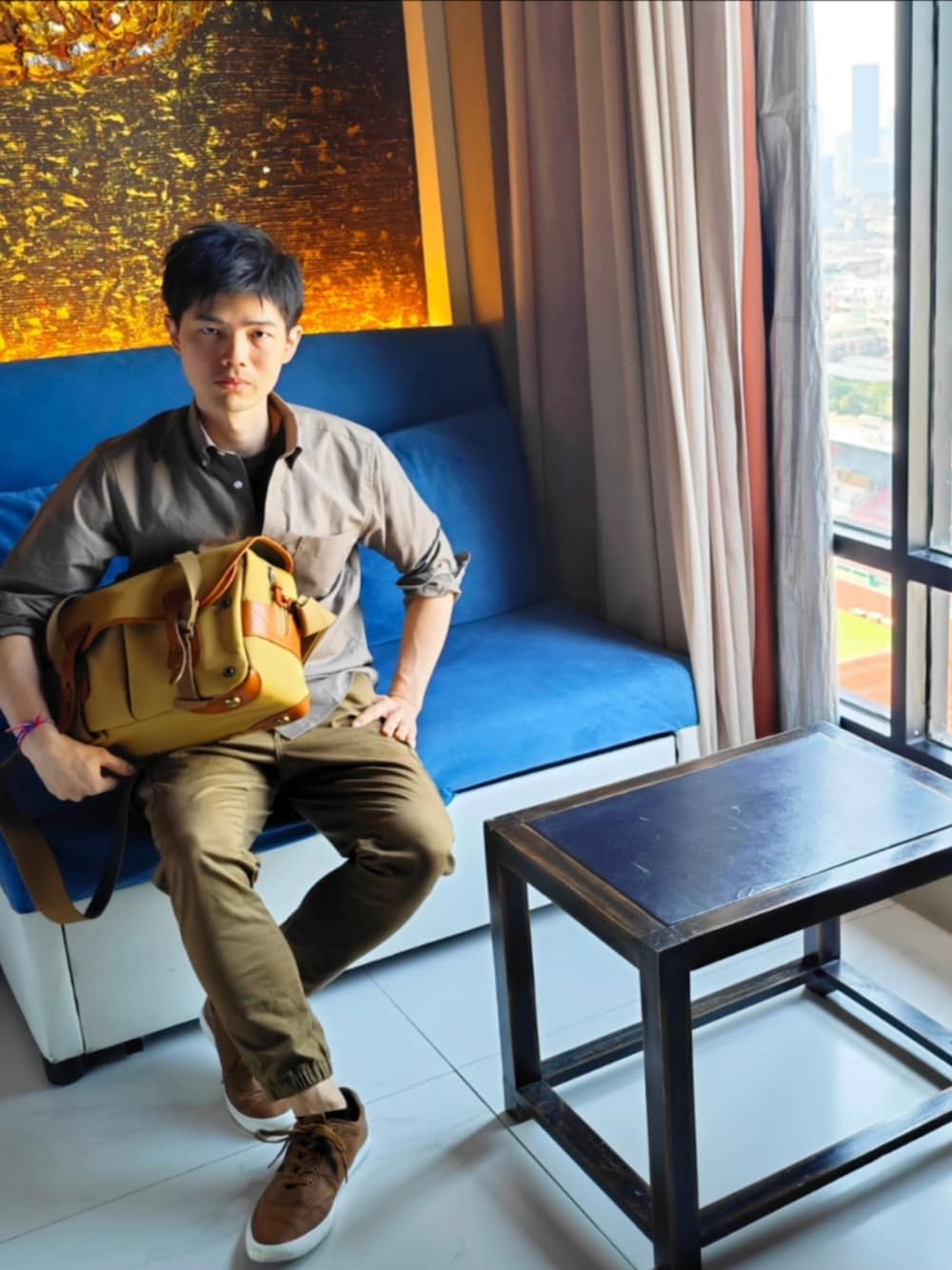 「ootd、UNIQLO、MUJI、工裝褲、皮鞋、基礎款、棕色、BROWN、STYLE」｜「UNIQLOのアイテム（チノパンツ、ブラウン系）」を使った、drizzlydayさん（メンズ・170cm）の冬コーディネートの1枚目の写真