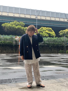 「fredy emue（フレディエミュ）の【fredyemueフレディエミュ】ドロストボリュームシャツブラウス（シャツ/ブラウス）」を使った、uwaさん（レディース・155cm）の春コーディネート