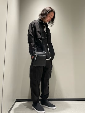 「ARMANI EXCHANGE（アルマーニエクスチェンジ）の【A|X アルマーニ エクスチェンジ】シアサッカー　長袖シャツ/BOXY（シャツ/ブラウス、ブラック系）」を使った、まるてぃさん（メンズ・172cm）の春コーディネート