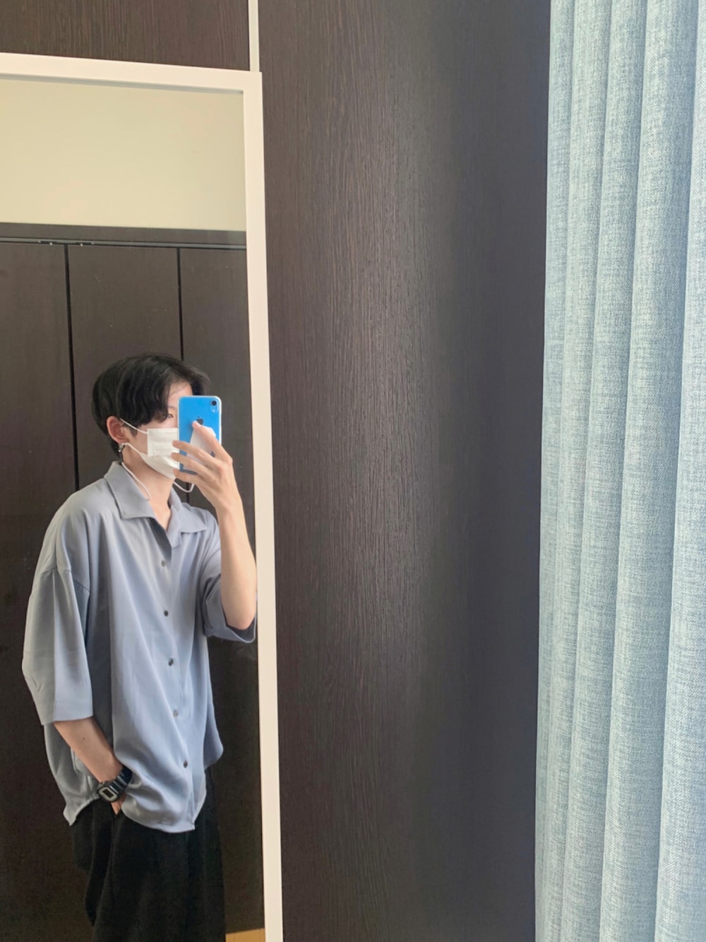 「シンプルコーデ、夏コーデ、remer、STANDARD SUPPLY、CASPER JOHN、青、爽やかコーデ、マスクコード、マスクストラップ、オープンカラーシャツ」｜「CASPER JOHNのVarious Dolman Shirts/バリアスドルマンシャツ（シャツ/ブラウス、ブルー系）」を使った、super cellさん（メンズ・171cm）の夏コーディネートの1枚目の写真
