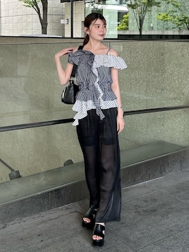 「MURUA（ムルーア）のアイテム（シャツ/ブラウス）」を使った、松本明日香さん（レディース・161cm）の夏コーディネート