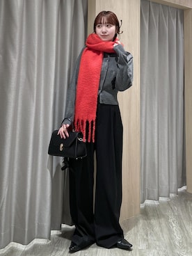 「アイテム（パンツ、イエロー系）」を使った、なつきさん（レディース・159cm）の秋コーディネート