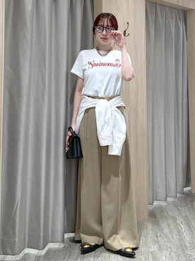 「VIS（ビス）の【新色追加】【軽量】ひねり金具ワンハンドルミニショルダーバッグ/2WAY（ショルダーバッグ、ブラック系）」を使った、なつきさん（レディース・159cm）の春コーディネート