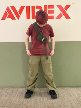 「刺繍」｜「アイテム（カーゴパンツ）」を使った、Akaneさん（レディース・157cm）の夏コーディネート