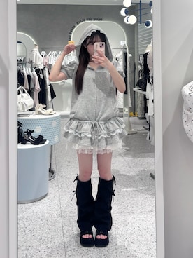 「OLIVE des OLIVE（オリーブデオリーブ）のアイテム（パーカー、グレー系）」を使った、ちゆきさん（レディース・153cm）の春コーディネート
