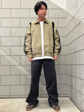 「adidas originals」｜「アイテム（ブルゾン）」を使った、MDさん（メンズ・170cm）の秋コーディネート