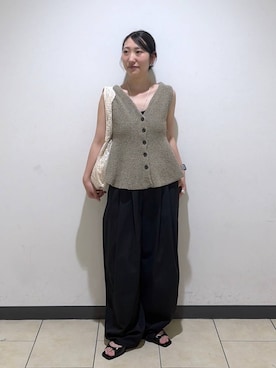 「A part by（アパートバイ）のブークレペプラムニットノースリーブ（ベスト、ベージュ系）」を使った、eriaさん（レディース・151cm）の夏コーディネート