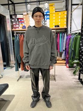 「DANKE SCHON（ダンケシェーン）のアイテム（スウェット）」を使った、Meltstellaさん（メンズ・177cm）の冬コーディネート