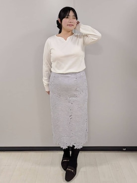 「index（インデックス）のゴールドパーツ付きハートネックニット【洗濯機OK】（ニット/セーター、ホワイト系）」を使った、iori0305さん（レディース）の冬コーディネート