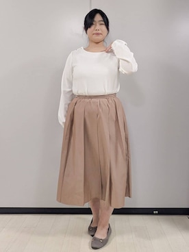 「index（インデックス）の肩ボタンボートネックトップス【洗濯機OK】（Tシャツ/カットソー、ホワイト系）」を使った、iori0305さん（レディース）の冬コーディネート