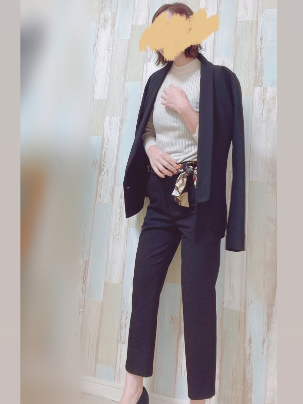 「テーラードジャケット、きれいめカジュアル、パンツスタイル、オトナカジュアル、低身長女子、お洒落さんとつながりたい、ママコーデ」｜「UNIQLOのワイドフィットテーパードパンツ セットアップ可能（その他パンツ、ブラック系）」を使った、☺︎♥♡Ree♡♥☺︎さん（レディース・152cm）の秋コーディネートの1枚目の写真