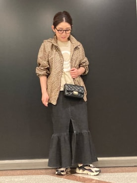 「ウィンドブレーカー」｜「アイテム（ブルゾン）」を使った、Rie Millerさん（レディース・160cm）の春コーディネート