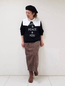 「ロゴニット」｜「アイテム（その他トップス）」を使った、Rie Millerさん（レディース・160cm）の秋コーディネート