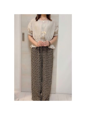 「フラワーパンツ」｜TK。さん（レディース・155cm）の秋コーディネート