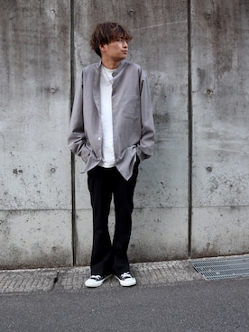 「ノーカラーシャツ」｜「アイテム（スラックス）」を使った、harukiさん（メンズ・171cm）の春コーディネート