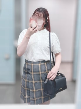 「アイテム（バレッタ/ヘアクリップ）」を使った、𝑴 ❤︎.*さん（レディース・162cm）の秋コーディネート