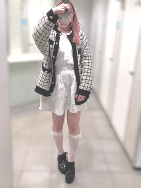 ドレスシューズを使った「ニットカーディガン」の人気ファッション ドレスシューズを使った「ニットカーディガン」の人気ファッション