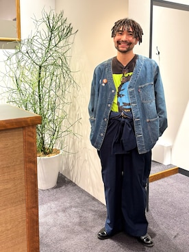 「Levi's（リーバイス）のアイテム（ジャケット/アウター）」を使った、hotokun0111さん（メンズ・173cm）の夏コーディネート