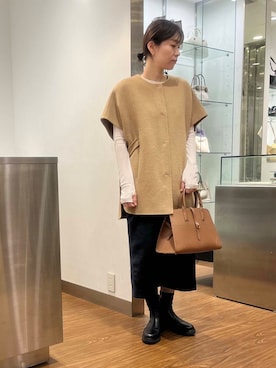「アイテム（ポンチョ）」を使った、katayoさん（レディース・166cm）の秋コーディネート