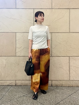 「アイテム（パンツ、オレンジ系）」を使った、katayoさん（レディース・166cm）の秋コーディネート