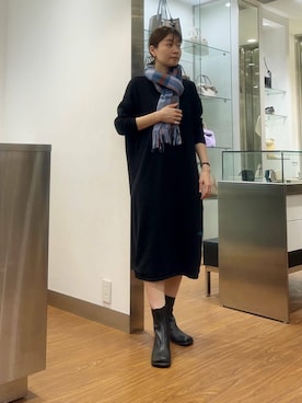 「URBAN RESEARCH ROSSO WOMEN（アーバンリサーチ　ロッソ）のアイテム（ストール/ショール）」を使った、katayoさん（レディース・166cm）の秋コーディネート