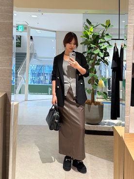 「アイテム（テーラードジャケット）」を使った、YUIさん（レディース・165cm・20代）の夏コーディネート